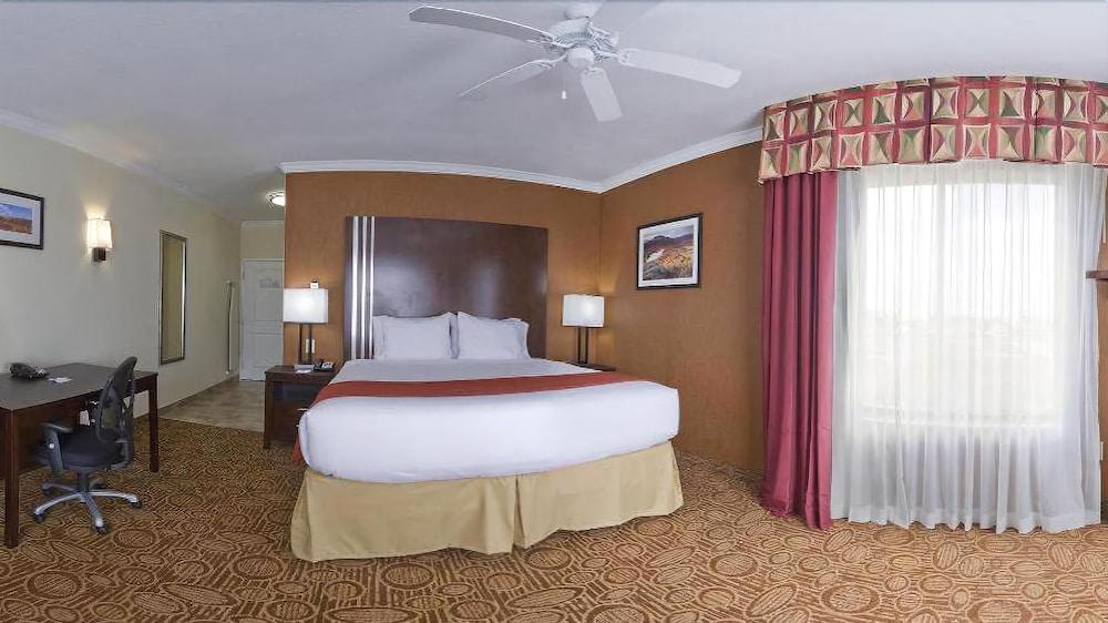 Holiday Inn Express Hotel And Suites Katy By Ihg Exterior photo